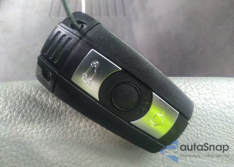 2007 BMW 525I из США, поврежденный, VIN WBANE53507CW61643